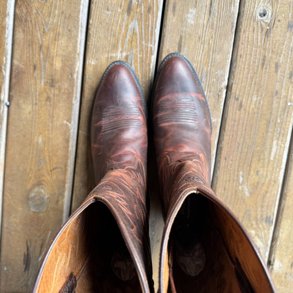 EUC ARIAT Heritage R Toe Brown Leather Western Cowboy Boot - Men's 12 - Picture 10 of 13
